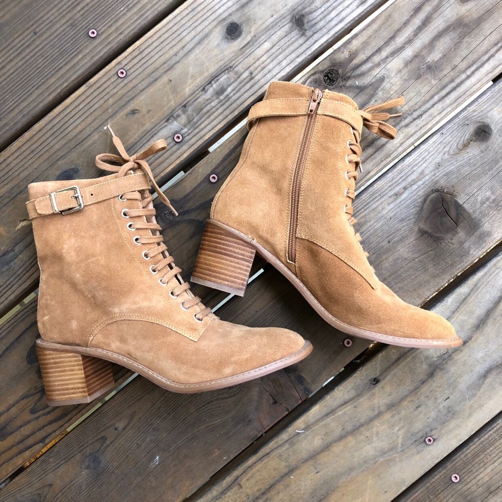 Urban Outfitters Tan boots